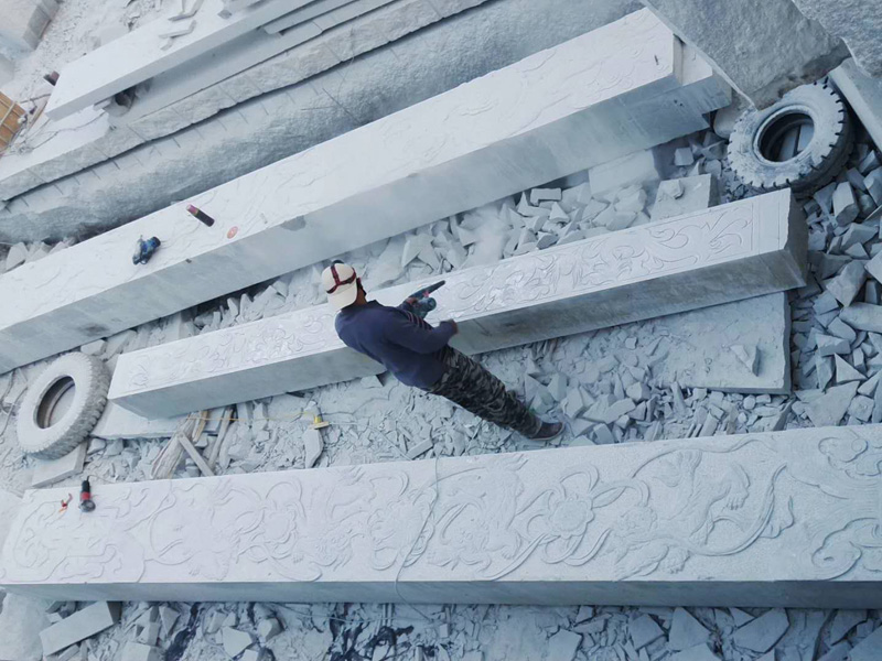 牌坊加工現(xiàn)場